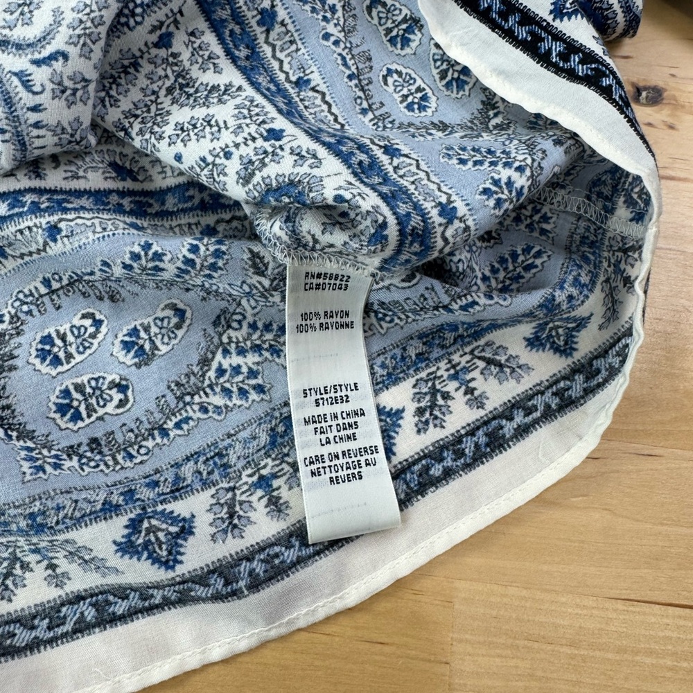 NWT Max Studio L/S Boho Peasant Blouse Shirt Size M Blue Paisley Floral Rayon - Picture 7 of 10